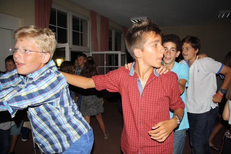 Village Camps International Summer Camp Leysin, Switzerland 2025-08-09 https://www.villagecamps.com/journals_admin/images/701-21-prom night (89).jpg